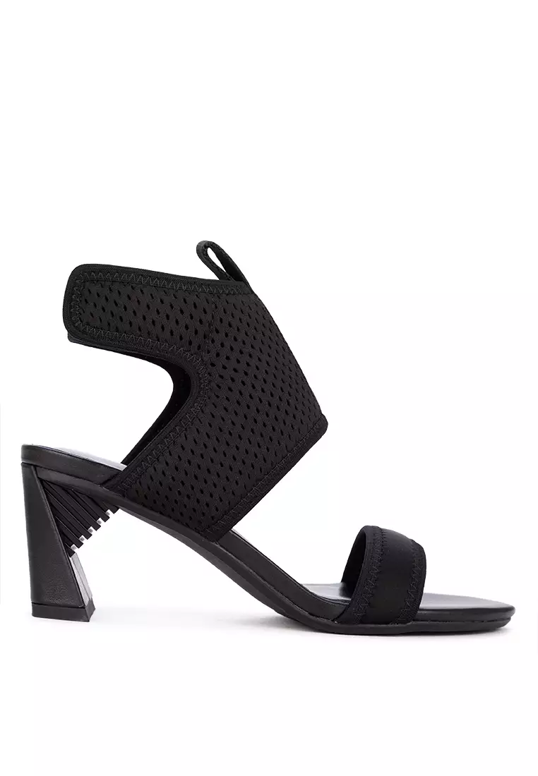 Discount on United Nude  shoes - SKU: Sonar Surf Mid Heels In Black