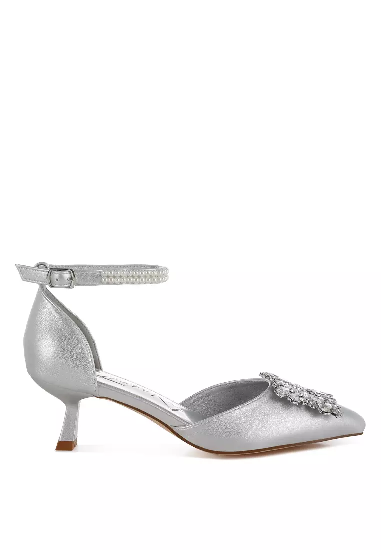 Discount on London Rag  shoes - SKU: Diamante Brooch Kitten Heel Sandals in SIlver