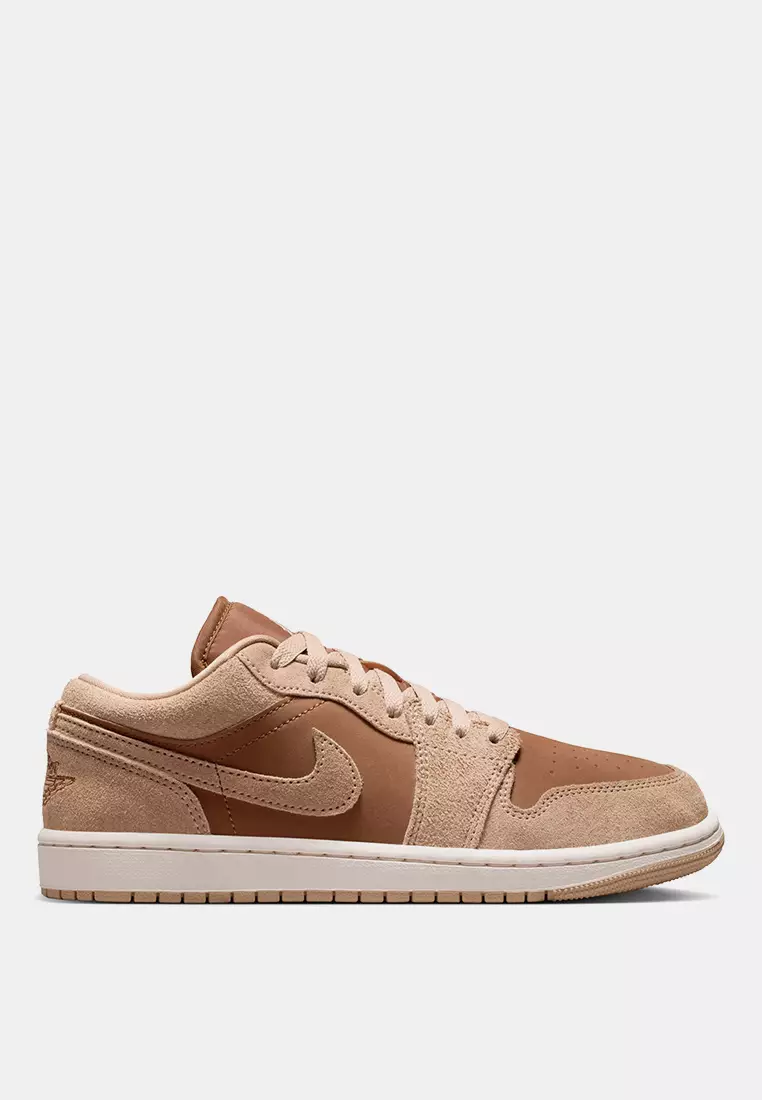 Air Jordan 1 Low Shoes