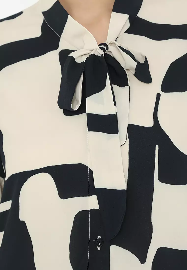 Blus With Geometri Pattern With Long Sleeve In Cream By Brilliant Girl Warna CREAM