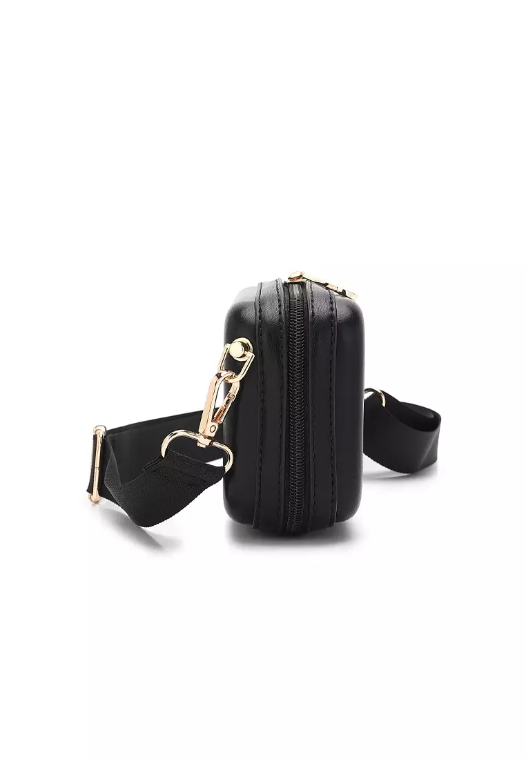 Women's Sling Bag / Crossbody Bag - Black