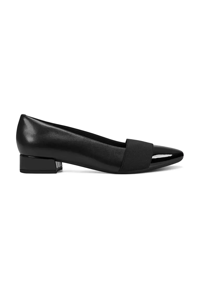 Casta Eflex Pointy Toe Slip-On Dress Pumps