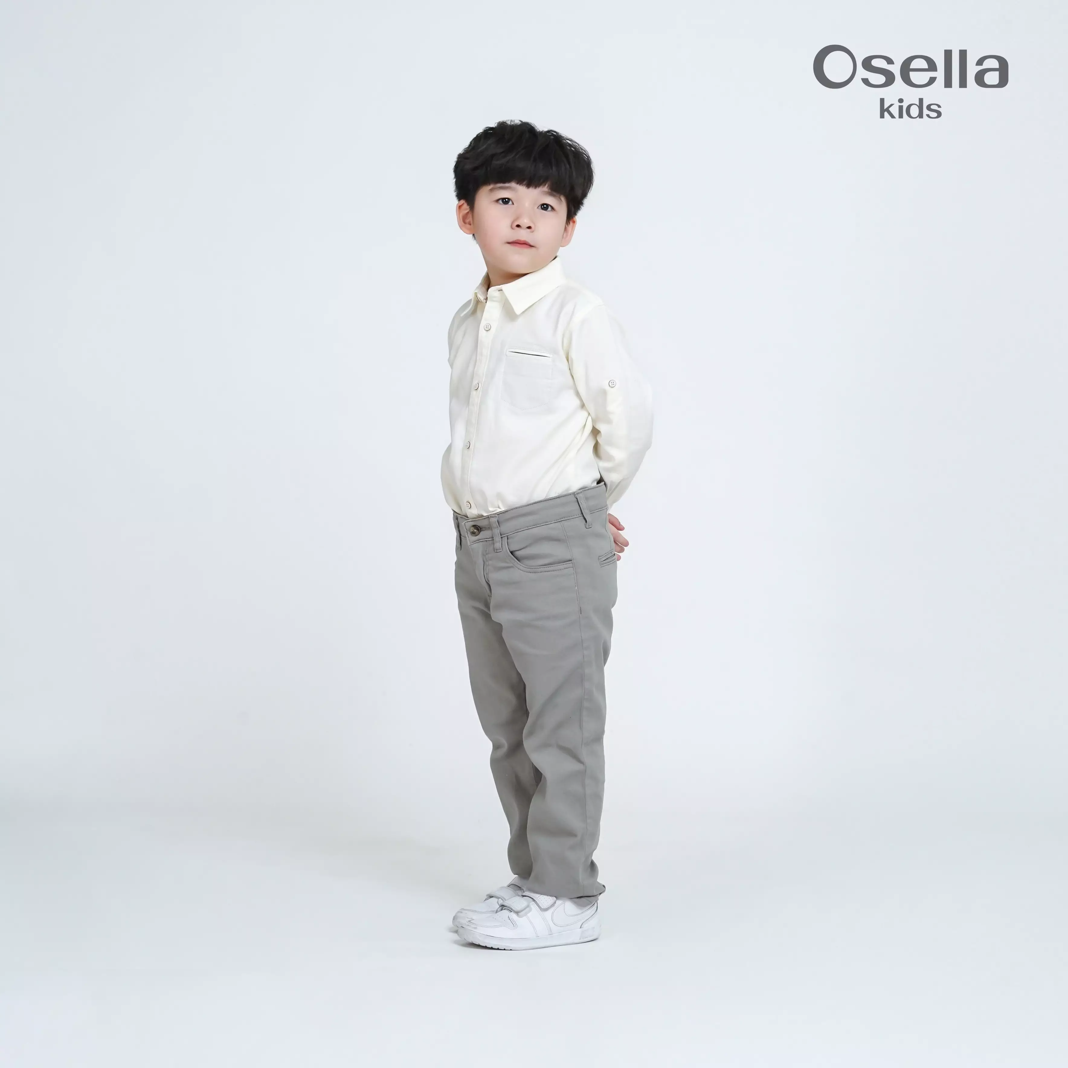 Osella Ezra Regular Fit Chino Pants Grey 228P660193 | Celana Chinos Panjang Anak Laki Laki