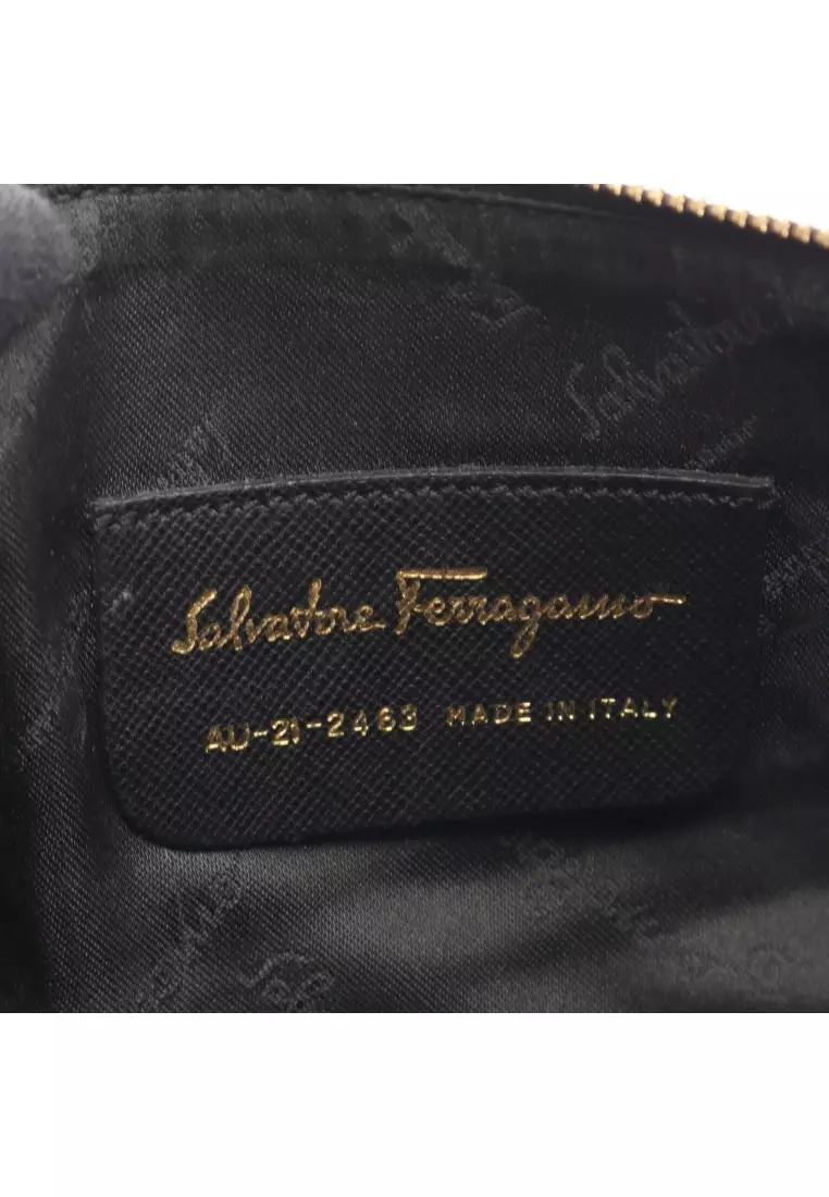 Pre-Loved Salvatore Ferragamo Gancini one shoulder bag leather black