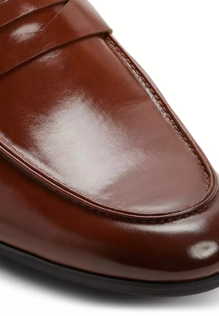 Lavenza Loafers