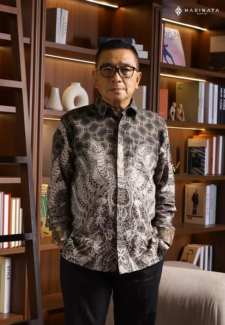 Hadinata Batik Pria Kemeja Panjang Furing Dobby Manadapala Black