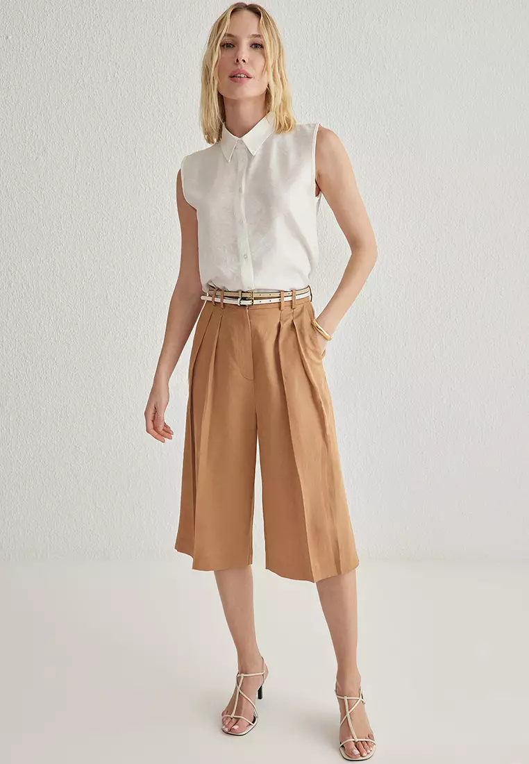 Sleeveless Shirt