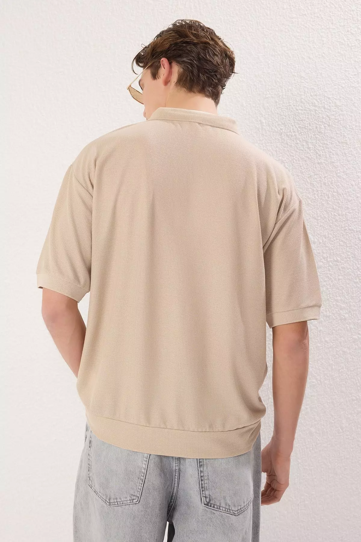 stone Oversize/Wide Cut Textured Polo Neck T-shirt TMNSS25PO00003