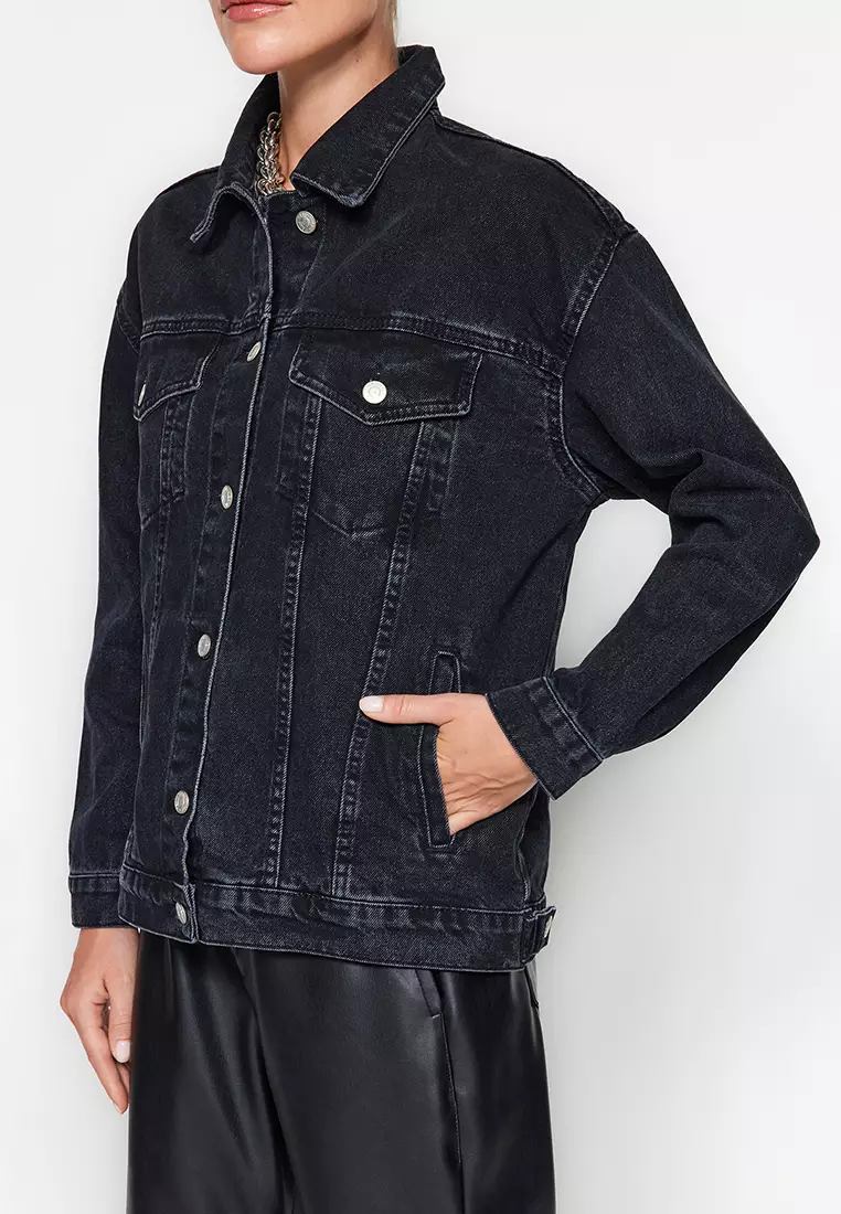 Long Sleeves Trucker Denim Jacket