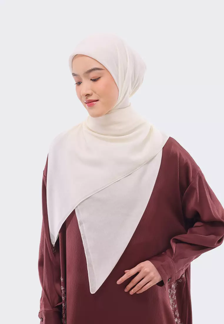Ria Miranda Broken White Jeddah Syar'I Scarf