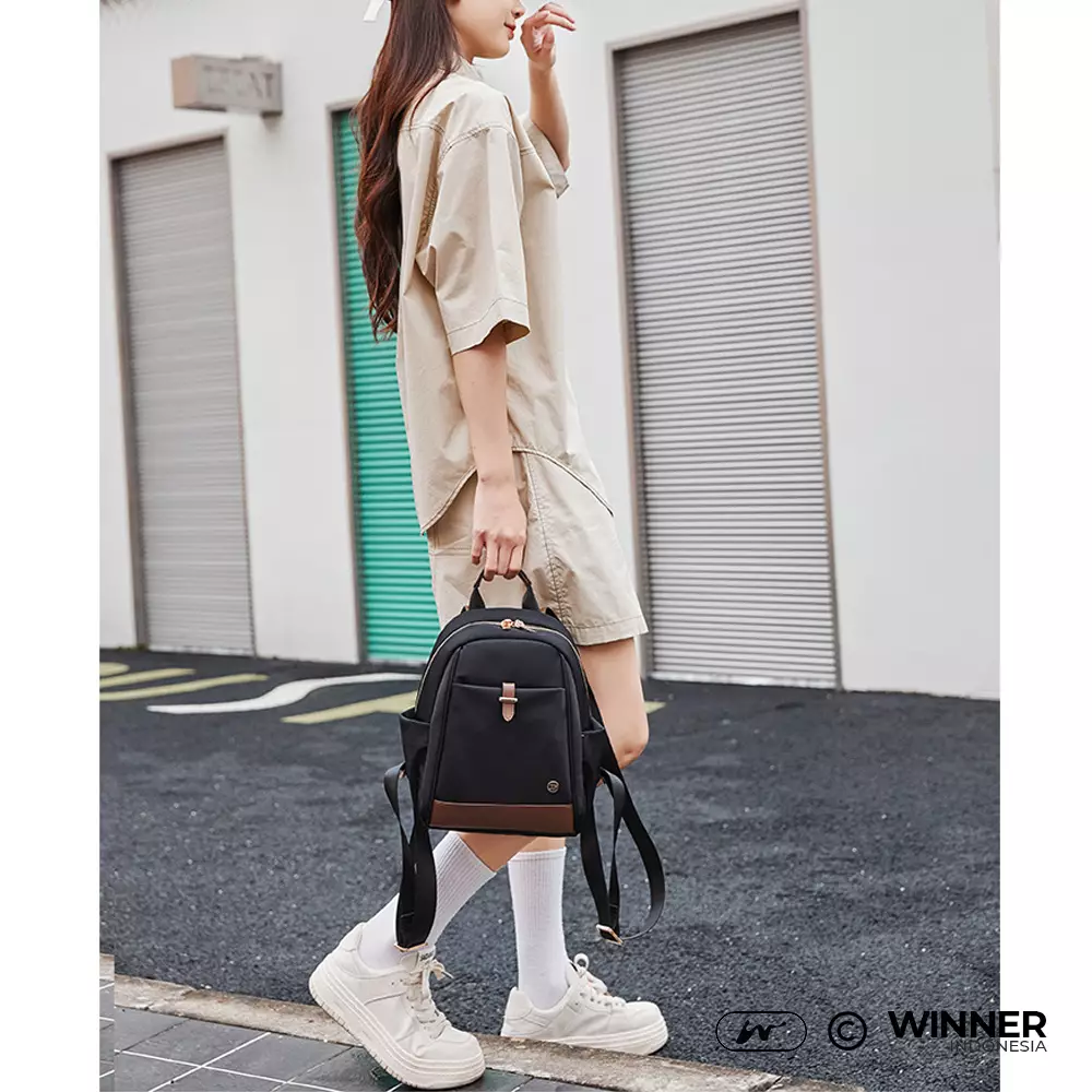 Tas Ransel Nylon Anti-Air Backpack Korean Style (T14-016-6138) - Hitam Medium