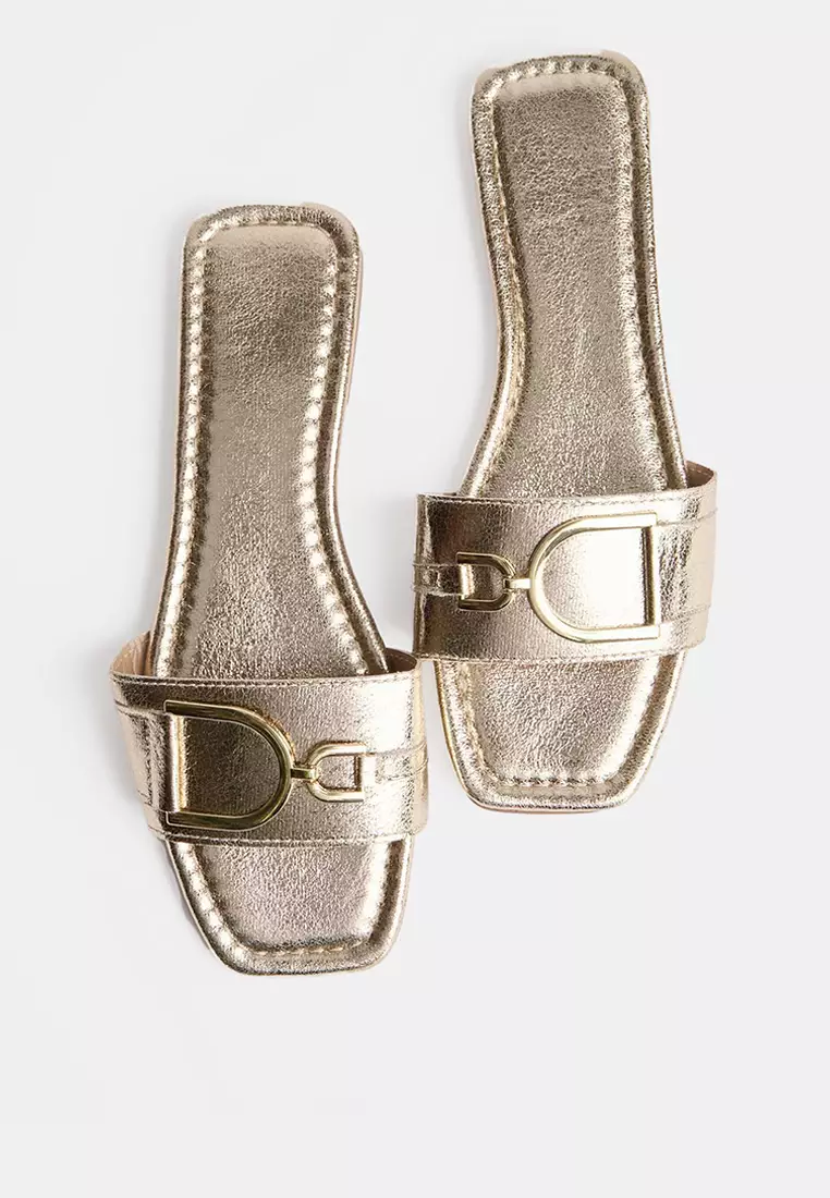 Flat Sandals