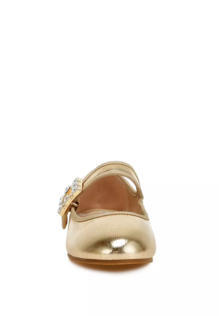 Brooch Mary Jane Sandals in Gold