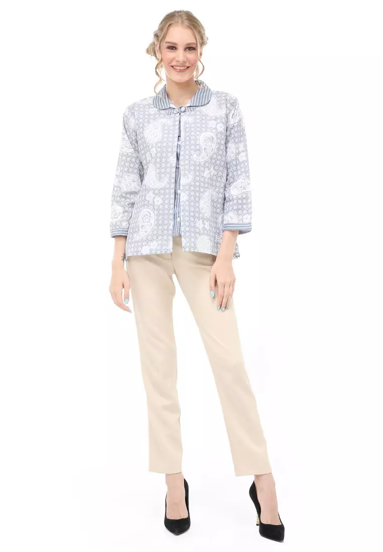 Lynelle Batik Wanita Bolero Lengan Panjang Motif Keong Material Cotton ORIGINAL - Blue