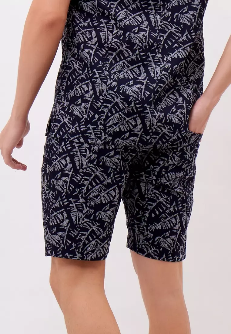Diego Celana Pendek Linen Pria Navy Motif | Linen Short Pants Men Patterned Navy