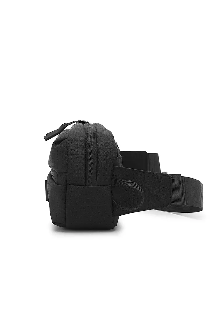 Men's Waist Bag / Belt Bag / Chest Bag - Black