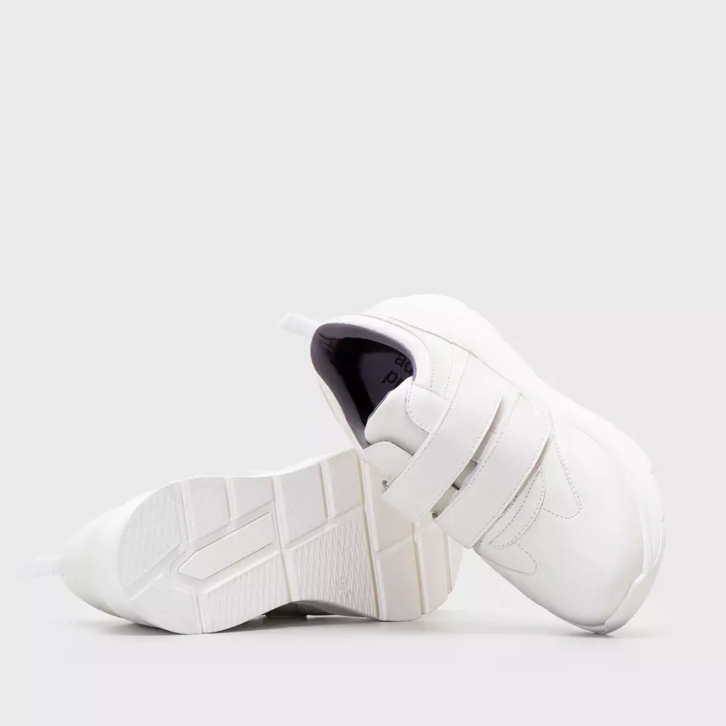 Amelia Sneakers White