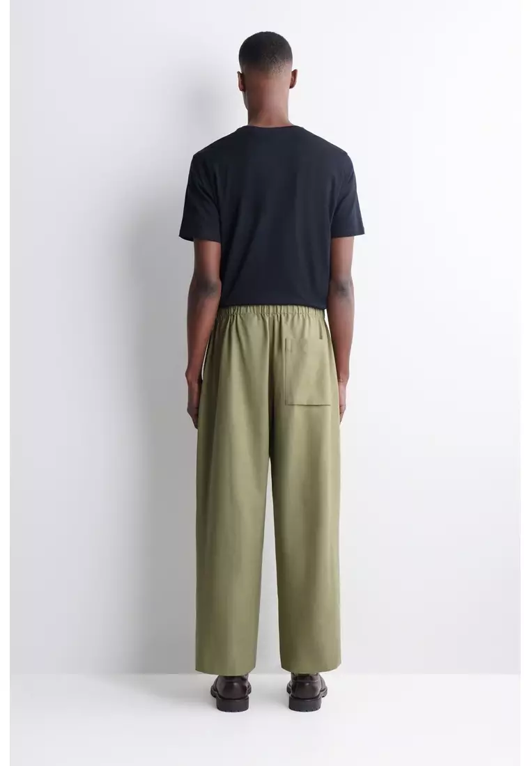 RELAXED-FIT BARREL-LEG DRAWSTRING TROUSERS