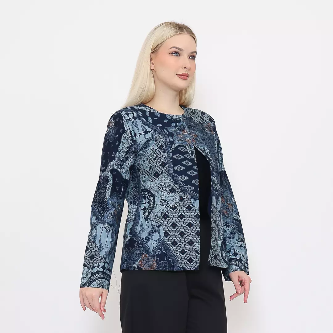 Blazer Batik Wanita - Bhatara Batik Tasyina - Atasan Batik Modern Lengan Panjang