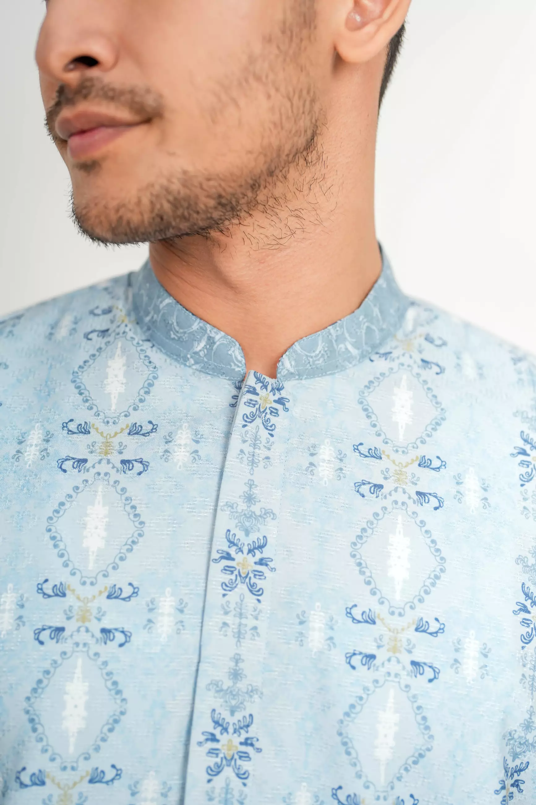 Sarimbit Arunika Sky Blue Pria  Kemeja Koko Lengan Pendek Regular Fit Furing