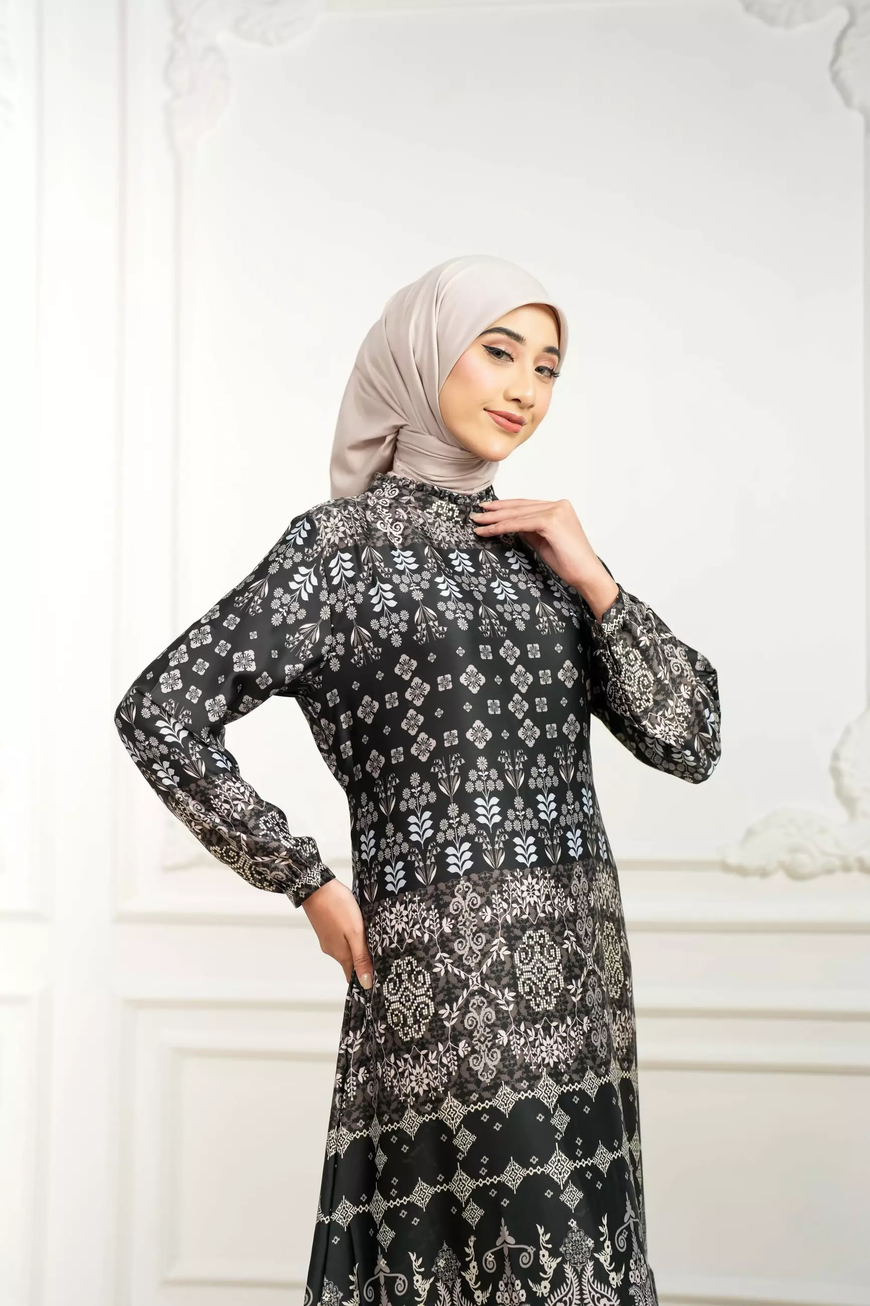 Maglia Hitam Gamis Wanita