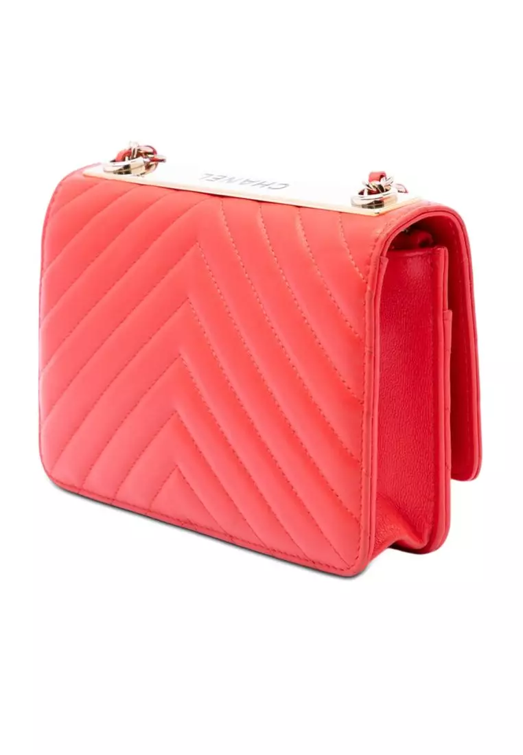 Pre-Loved Chanel Chevron Lambskin Trendy Cc Chain Wallet On Chain