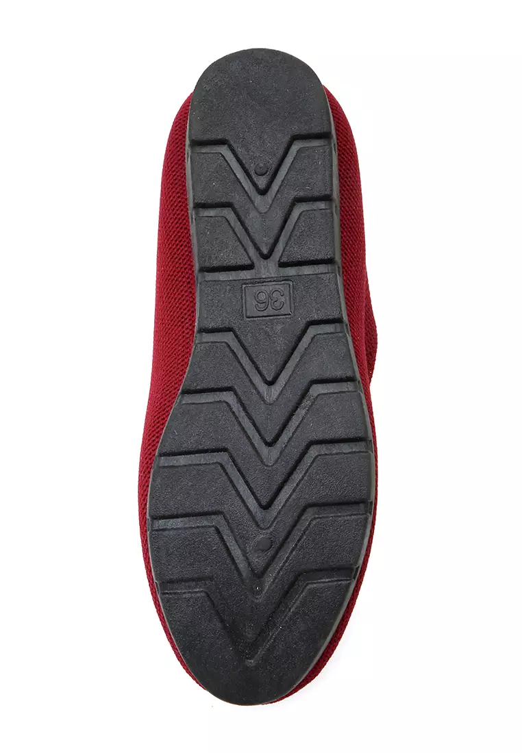 Sepatu Wanita Slip On Simple Design Casual Premium Quality - Maroon