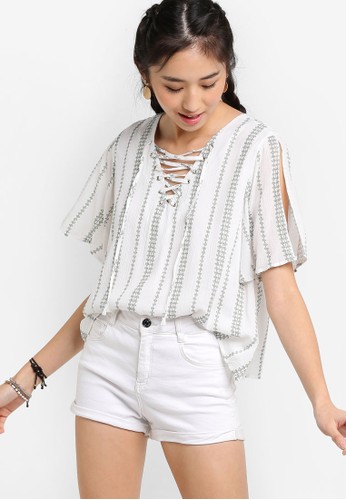 Lace Up Slit Sleeve Top