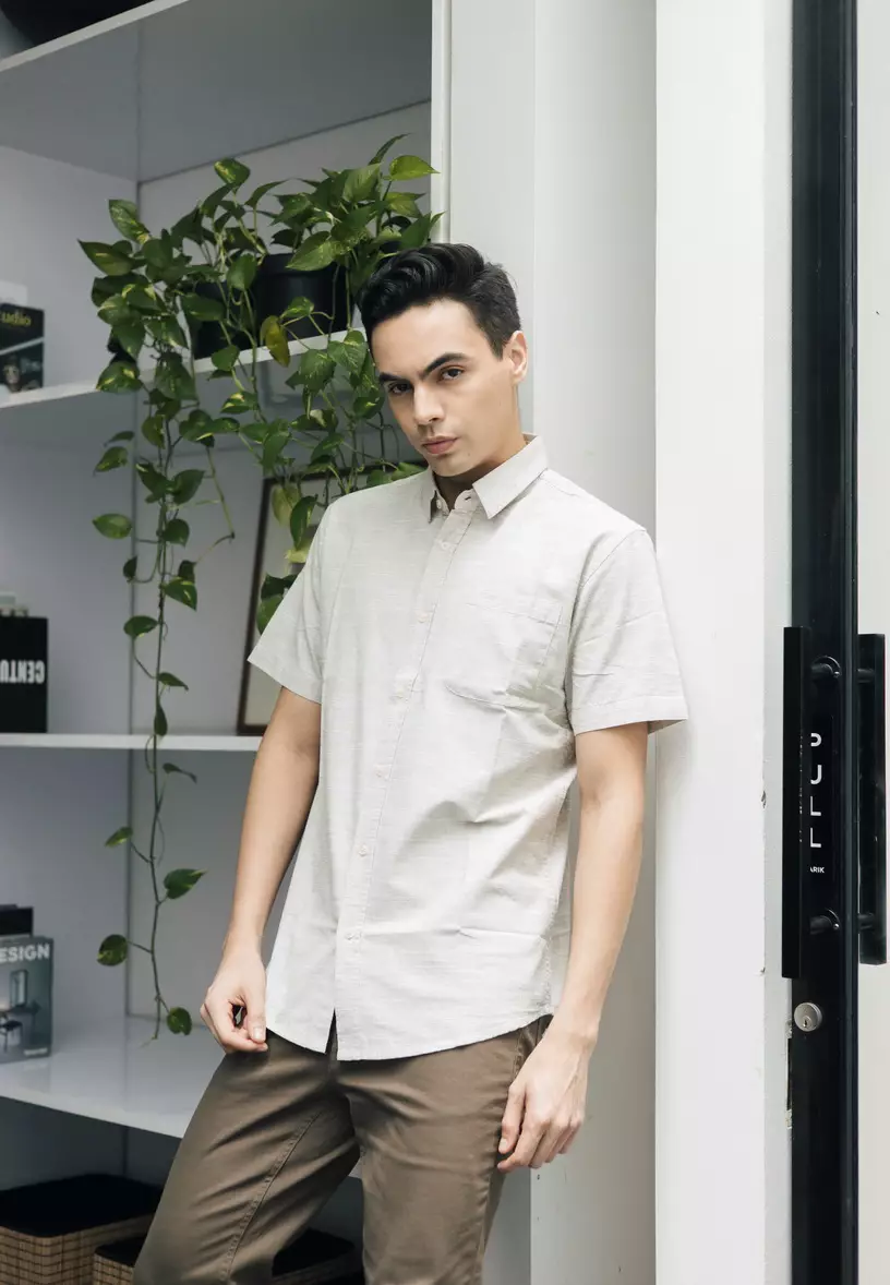 RBJ Kemeja Polos Cotton Olive Regular Fit Pria