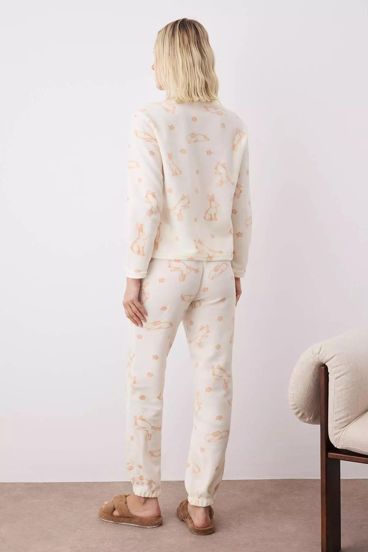 Ecru Rabbit Patterned Polar Fleece Knitted Pajama Set