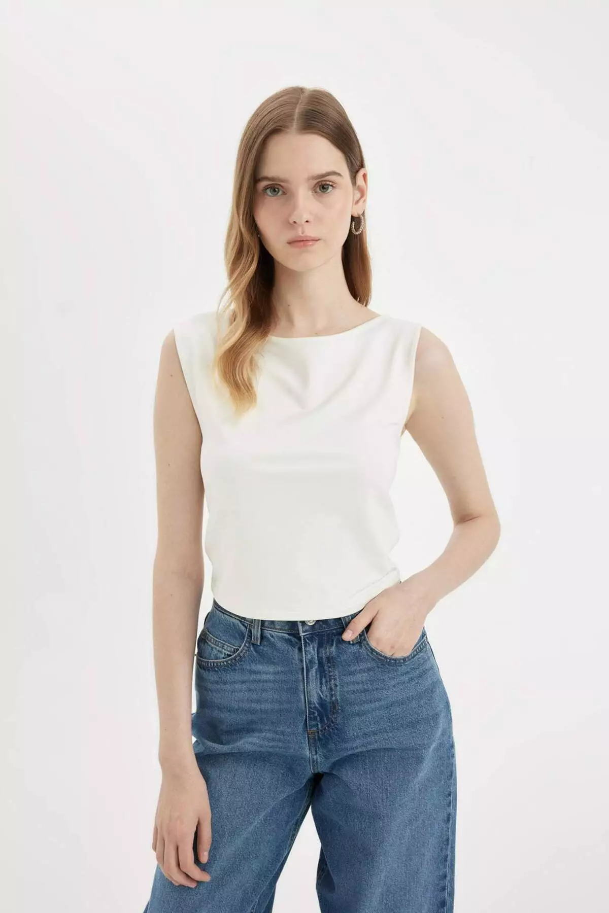 Fitted Short Sleeve T-Shirt D3470Ax24Hs