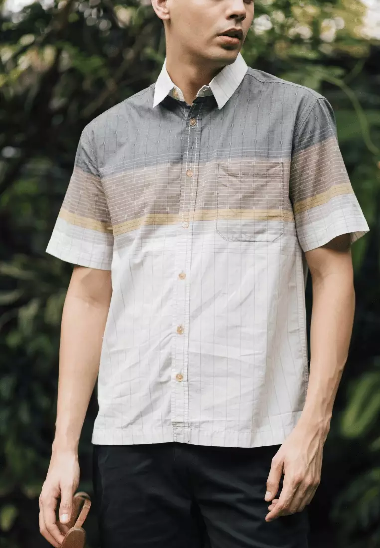 POLICE Kemeja Border Printing Coklat Abu Regular Fit Pria