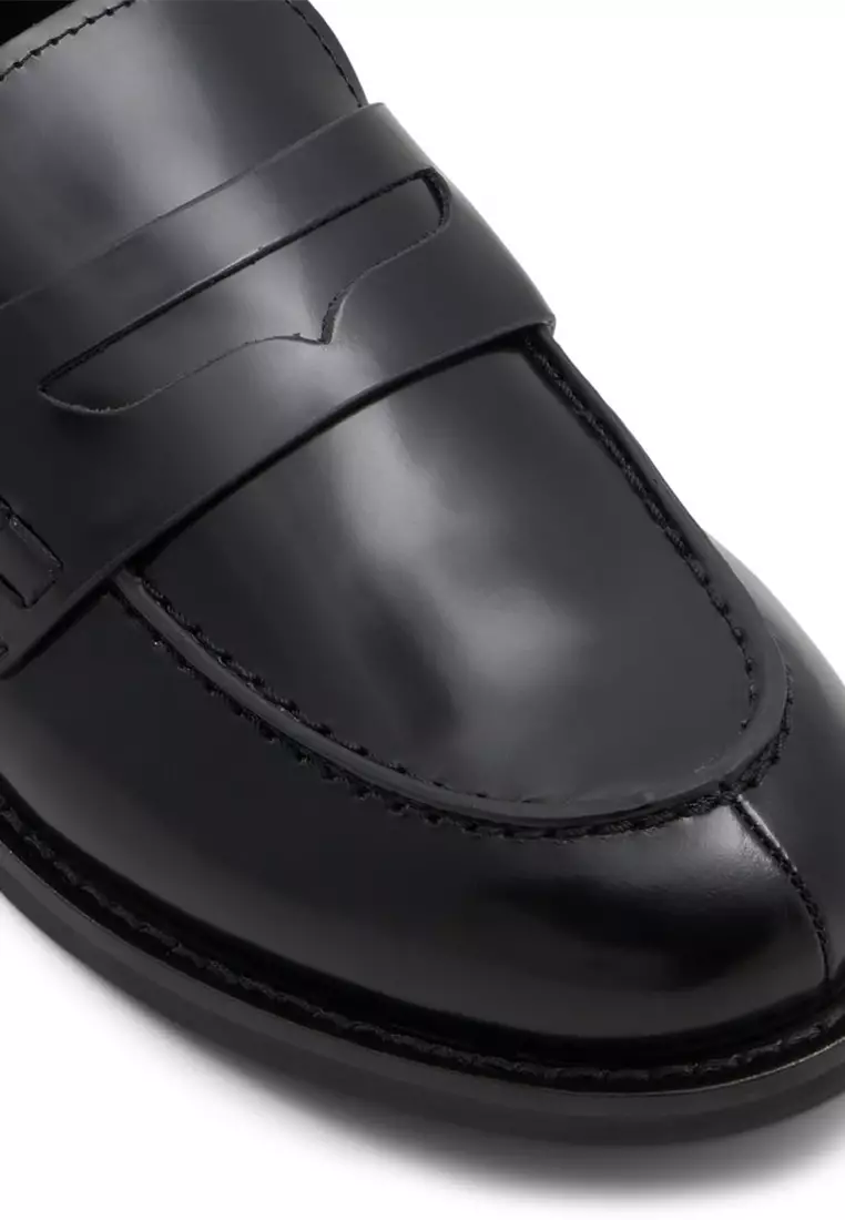 Adibaen Loafers