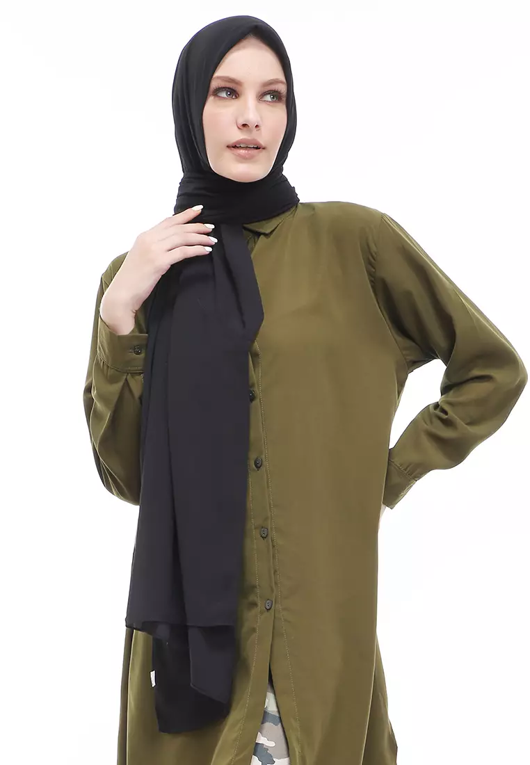 Sakilah Hijab Pashmina Ceruty Baby Doll Wanita Polos Relaxed Fit - Hitam