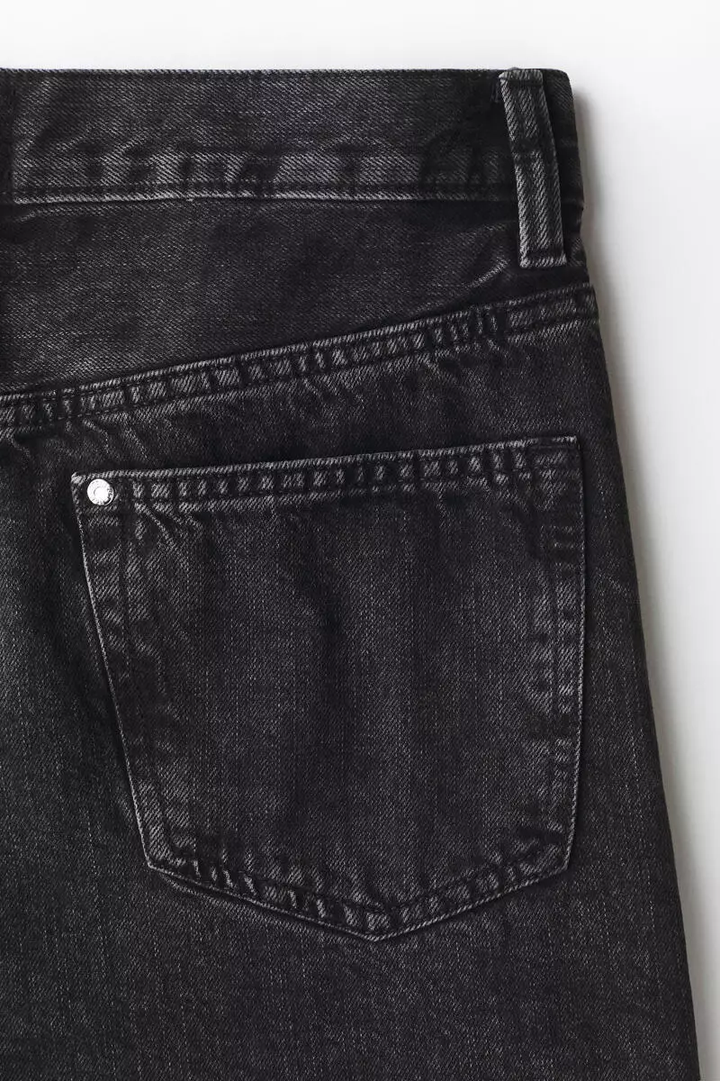 Loose Straight twisted leg jeans