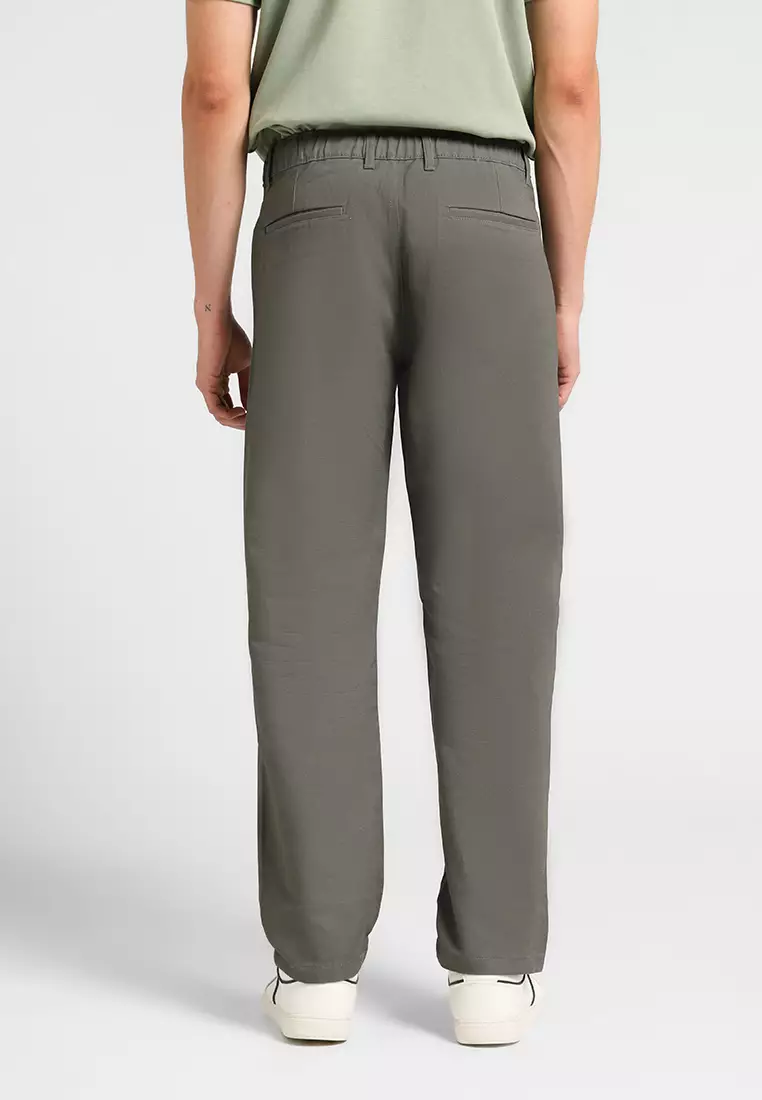 MANZONE - Celana Panjang Pria Bowzee 05 Relaxed Fit - Dark Grey Warna Grey_Dark