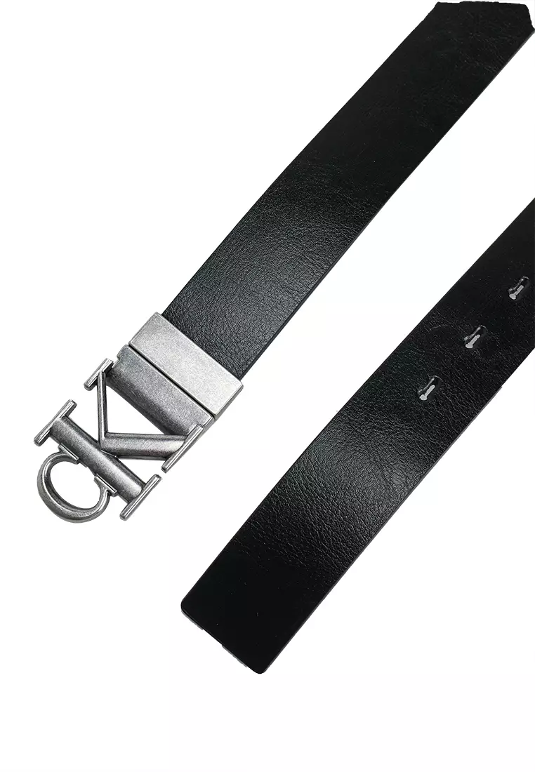 商標扣壓花35毫米可反穿皮帶 - Calvin Klein 配飾 + Calvin Klein 鞋履