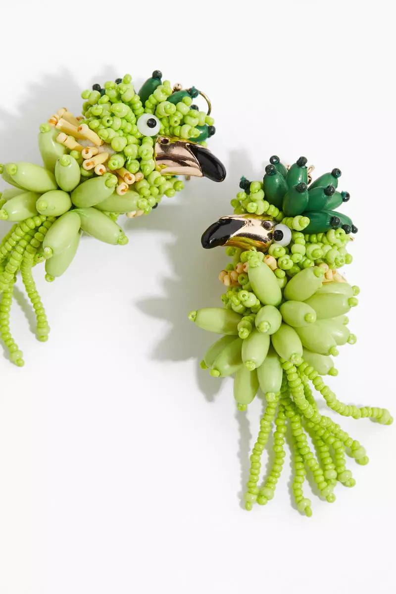 Dangle earrings