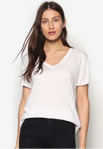 基本款V 領TEE、 服飾、 俏皮男孩風ZALORA基本款V領TEE最新折價