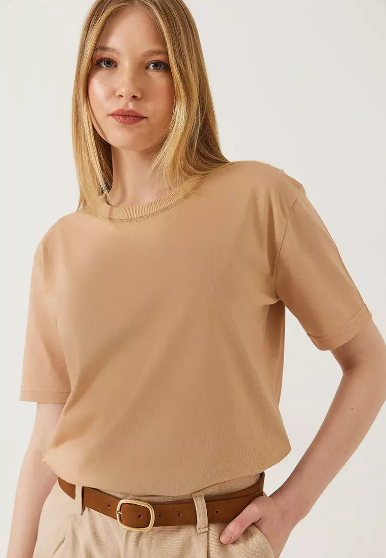 Women's Decorative Stitched Crew Neck T-Shirt 60602001