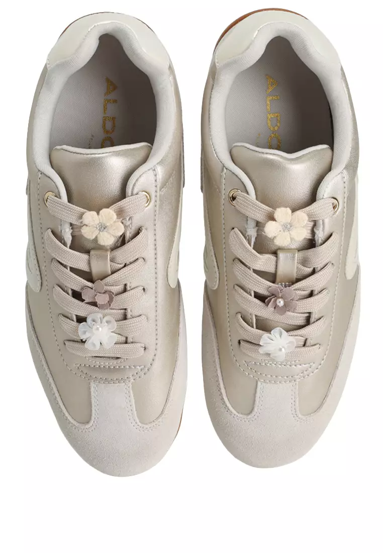 Maxie Sneakers