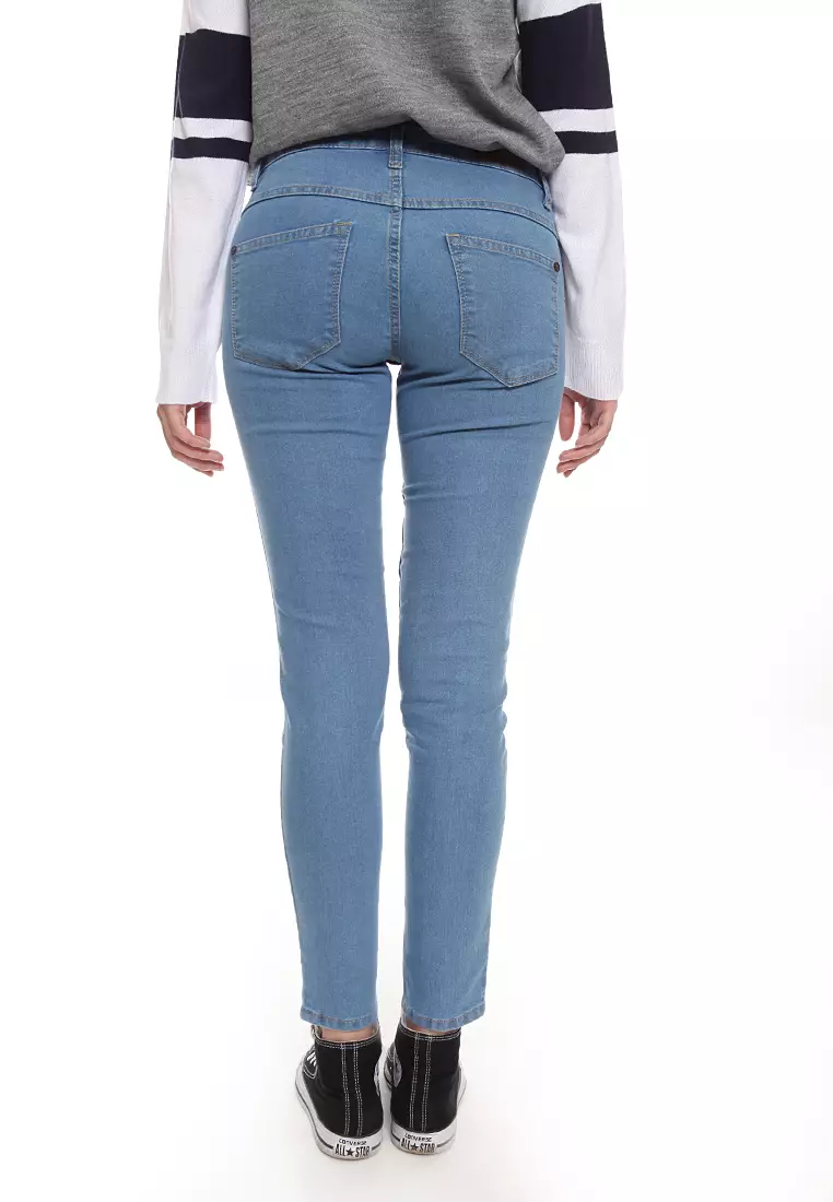 Slim Fit Jeans Premium Light Blue Wash 231914