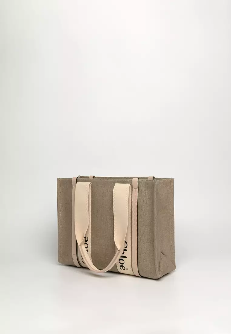 Buy Chloé Medium Woody Tote Bag 2025 Online | ZALORA