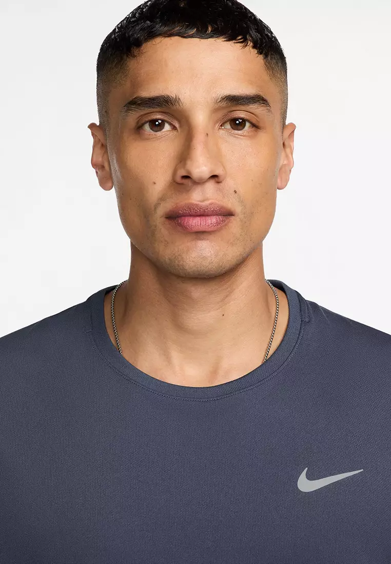 ★★Nike★★ Dry Fit UV Miler Short Sleeve Running Top M Bla Buy Nike Dri-Fit Miler UV Running Shirt Men Black, Grey