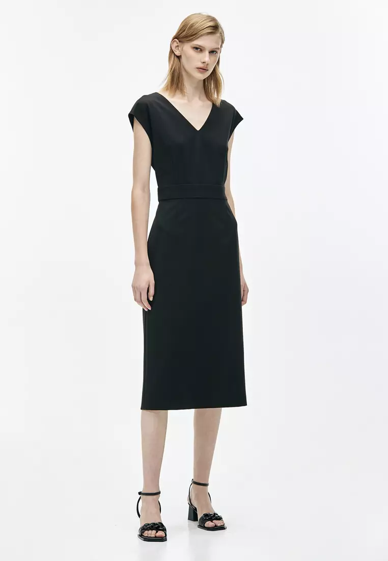 V-Neck Basic Black Dress