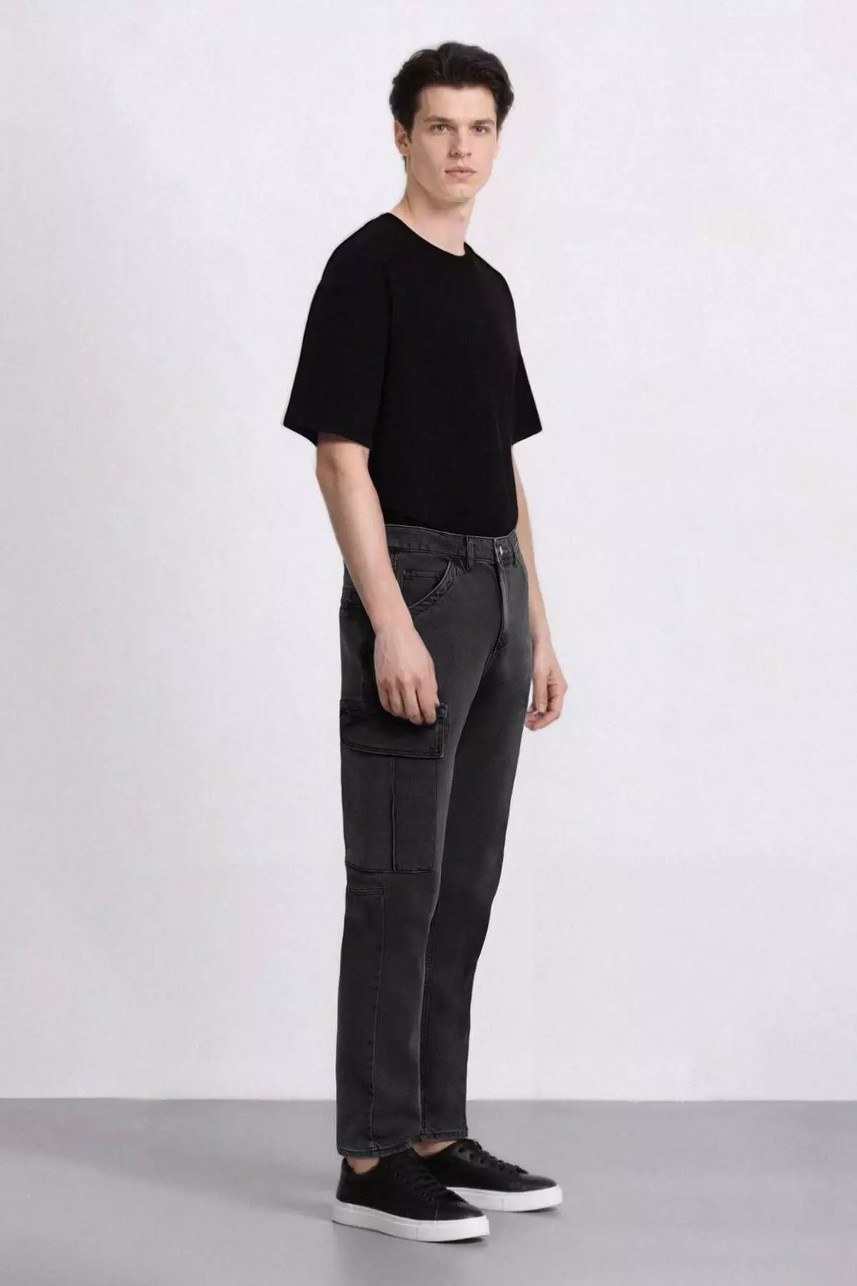 100% Cotton Relax Fit Comfortable Cut Straight Leg Cargo Pocket Jean Pants F2372Ax25Sp