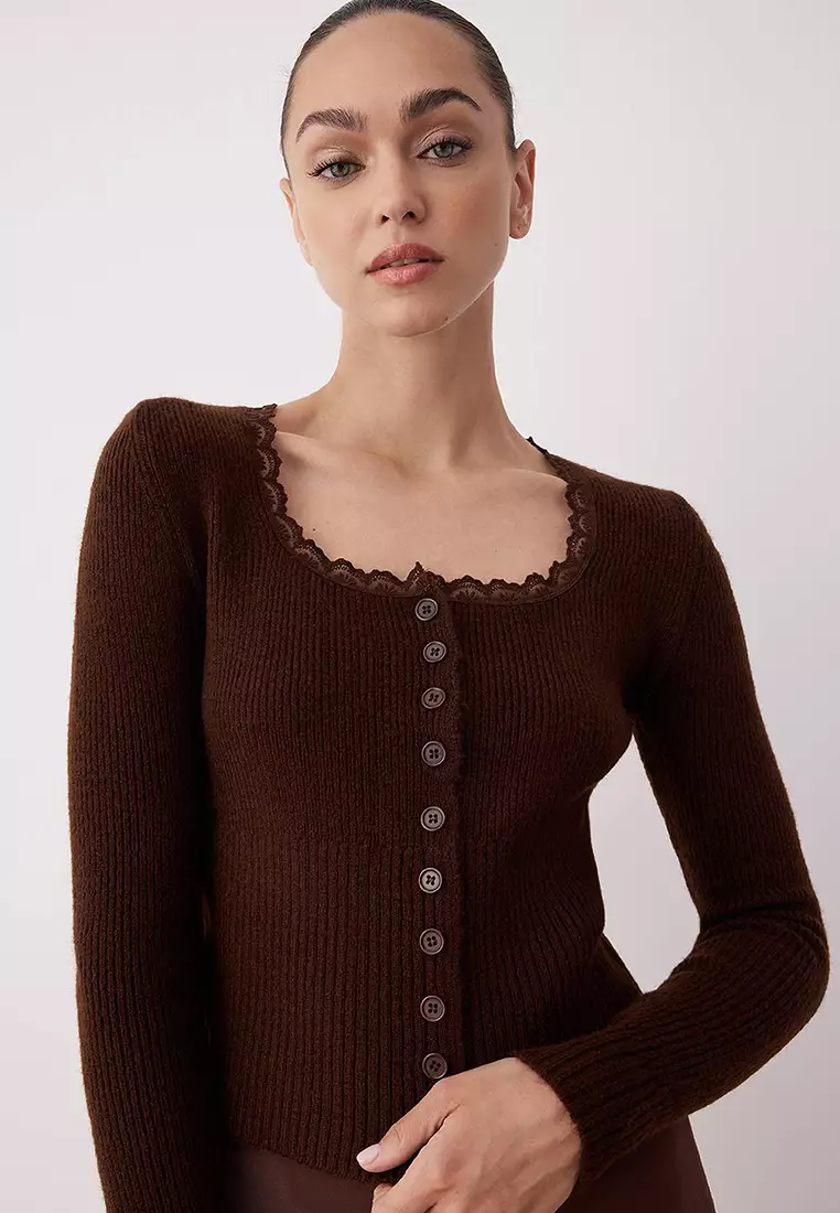 Brown Crop Lace Garnish Square Collar Soft Texture Body Wrap Knitwear Cardigan
