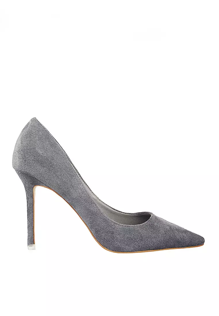 Pump suede on sale