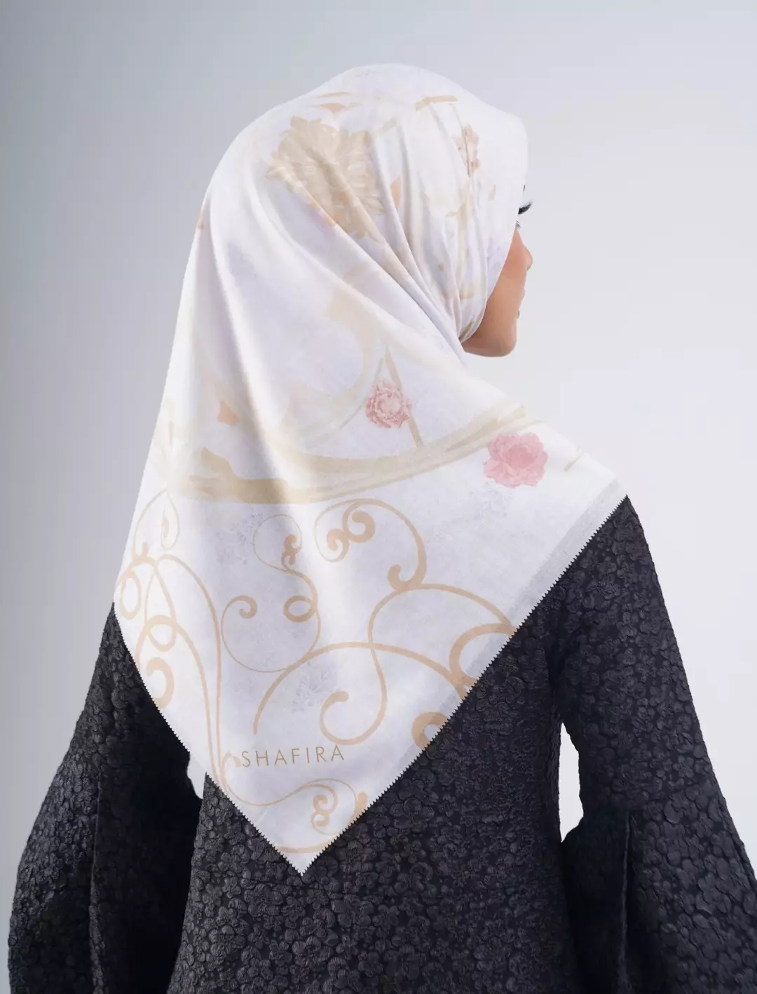 Florentine Printed Scarf Ice Grey | Hijab Kerudung Segi Empat Motif