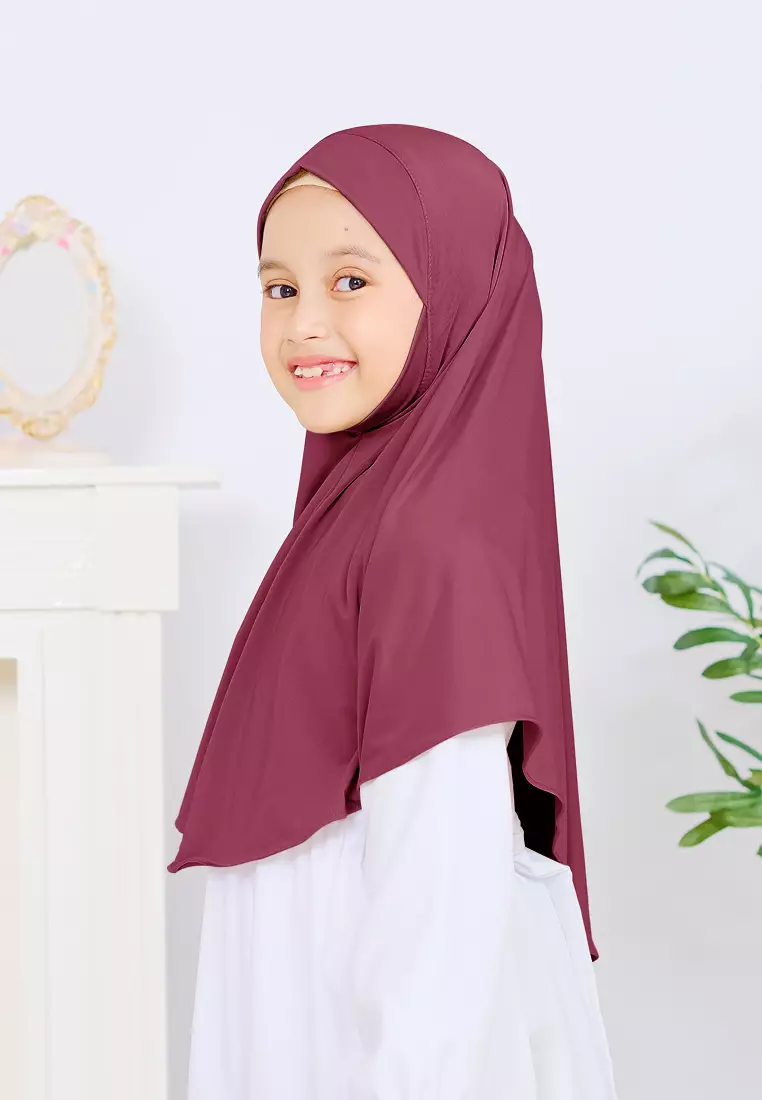 Cotton Bee - Jennaira Bergo Dagu | Hijab Instan Anak Non Pad - M